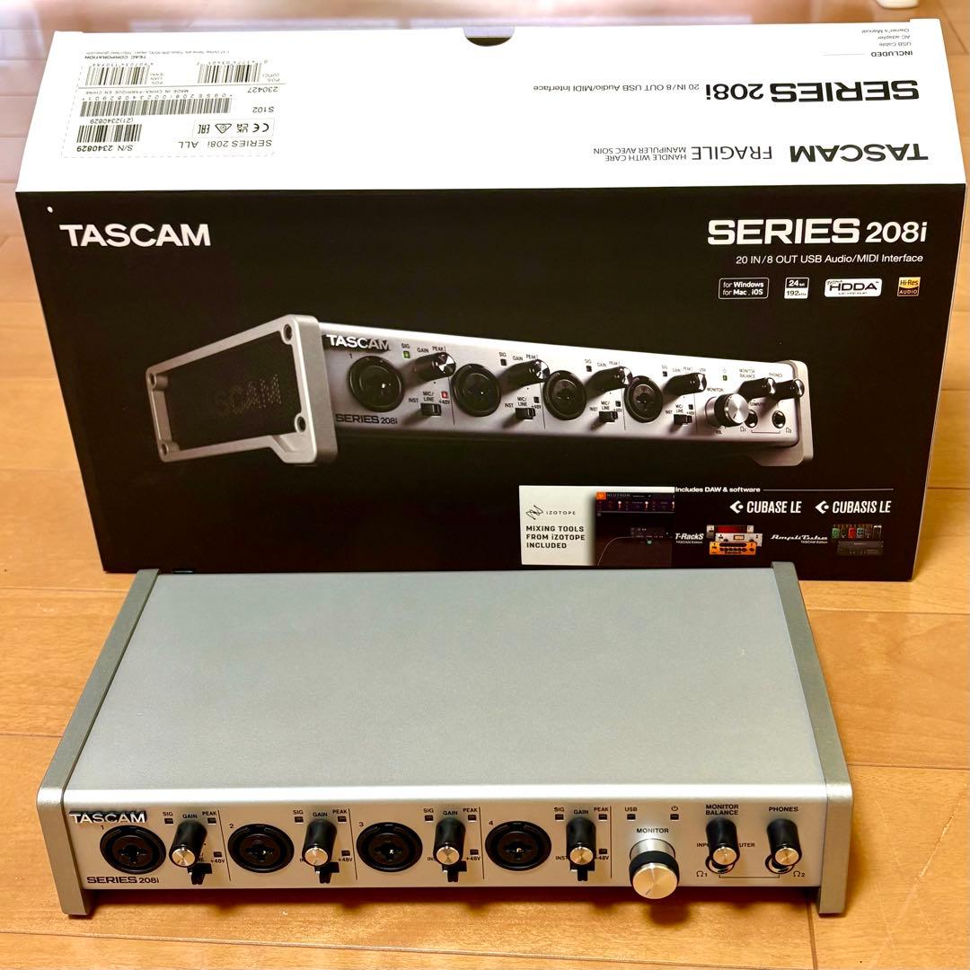 TASCAM SERIES 208i オーディオインターフェイス