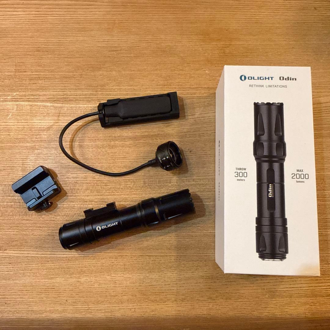 OLIGHT(オーライト)ODIN タクティカルライト2000ルーメン tkc68f57b5e5.jpg