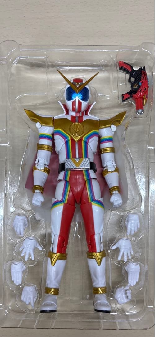 S.H.Figuarts ゼンカイザー•ドンモモタロウ