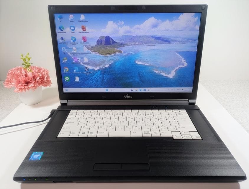 【超美品】Windows11✨新品8GB✨初心者に✨すぐ使える✨ノートパソコン✨