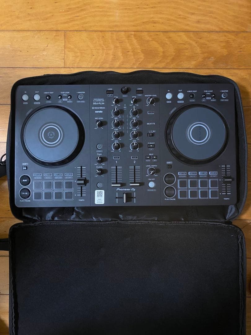 DJコントローラー DDJ-FLEX4 ブラック ケース付き DDJ-FLX4 - マルチアプリ対応2ch DJコントローラー (Black)