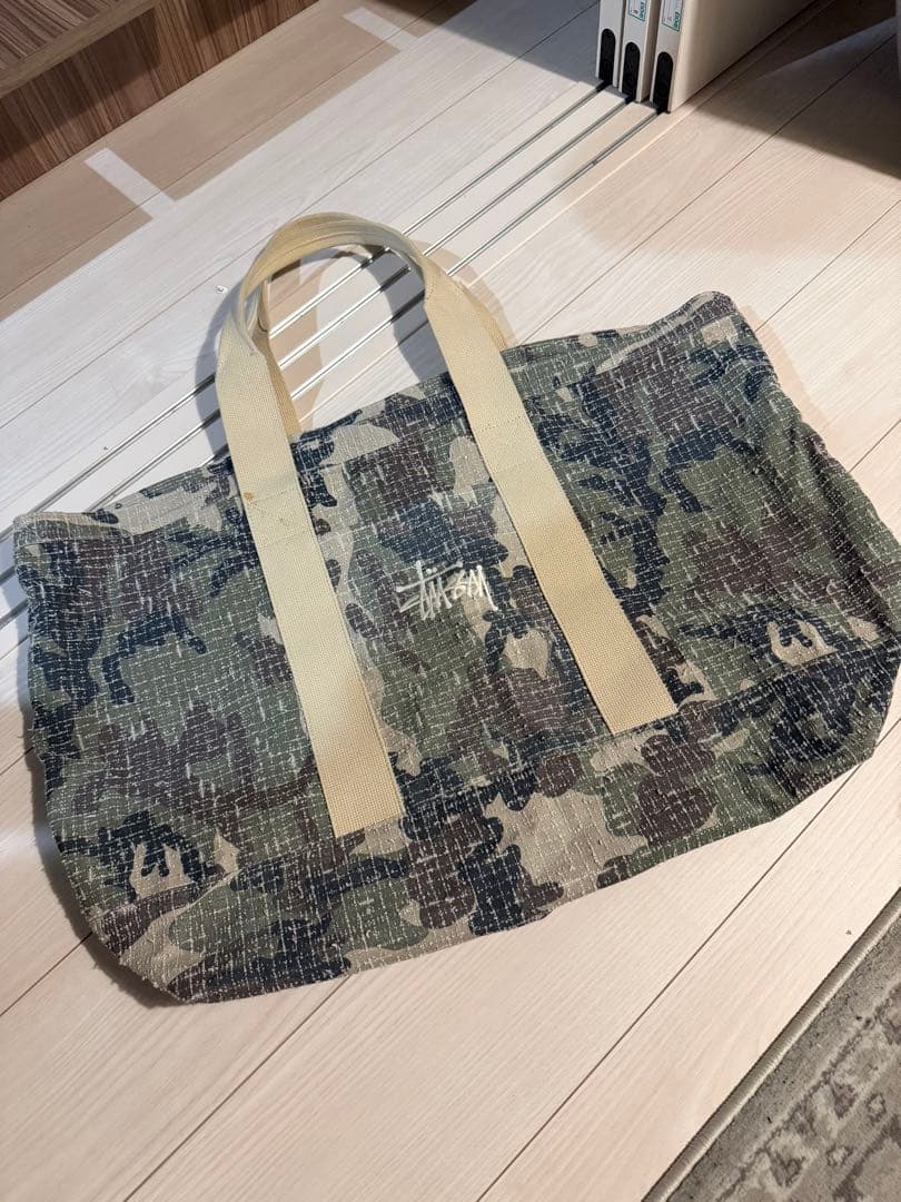【Stussy トートバッグ】Needle Punch XL Tote Bag