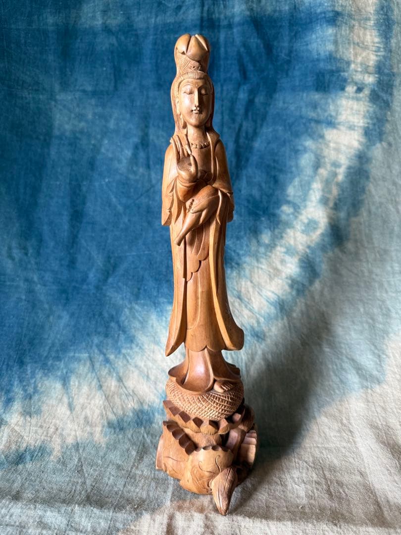 ◯白檀の観音如来像