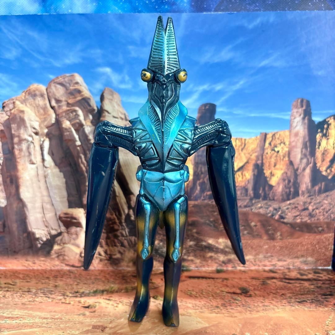 訳あり ウルトラマンパワード パワードモンスターシリーズ 怪獣 ソフビ