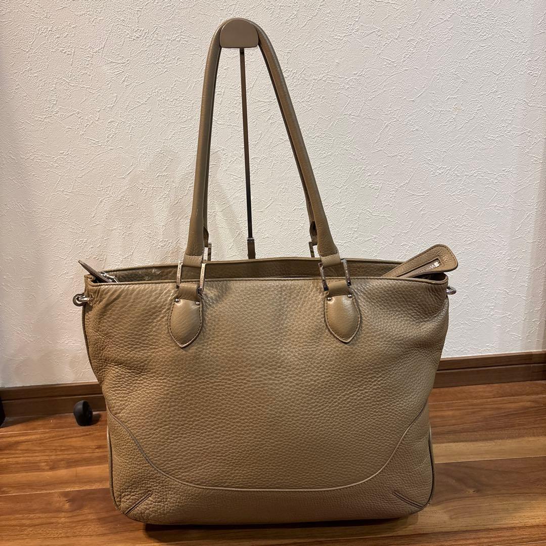 ペッレモルビダ メイデン ボヤージュ シュリンクレザートートバッグ レザー本革製