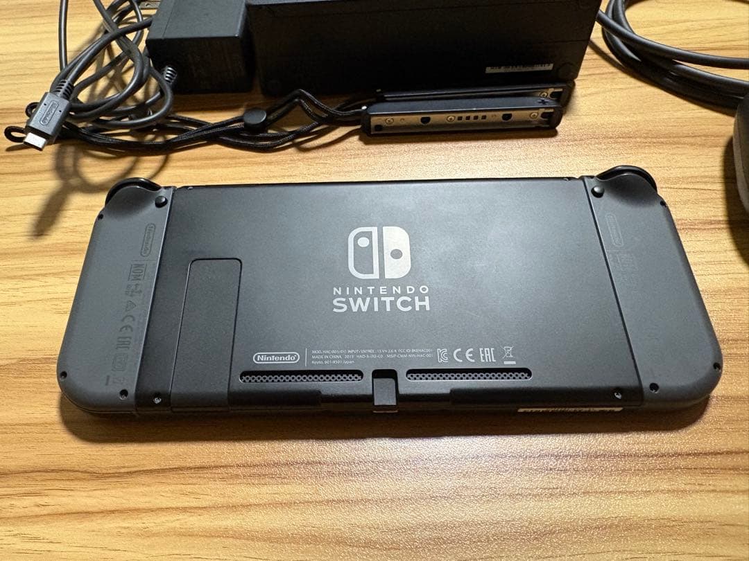 Nintendo Switch グレー 本体 付属品完備 - メルカリ