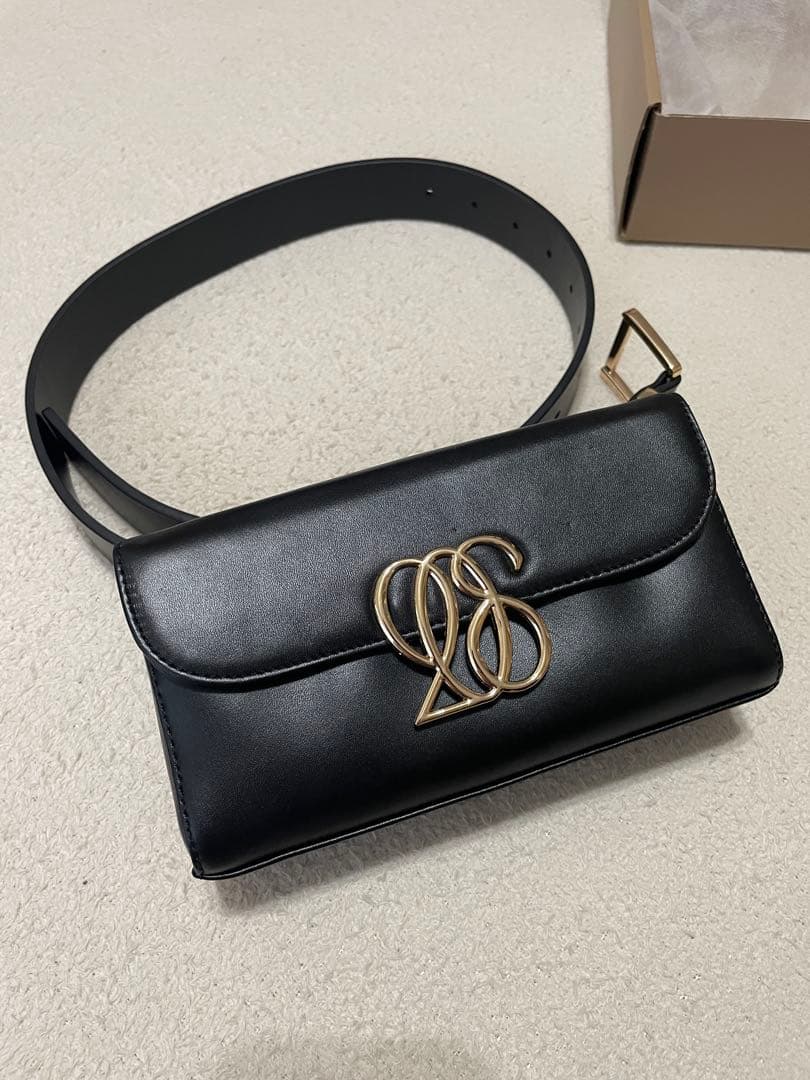 Tnewtiesトゥエンティーズ ノベルティバッグ ベルト　【美品】