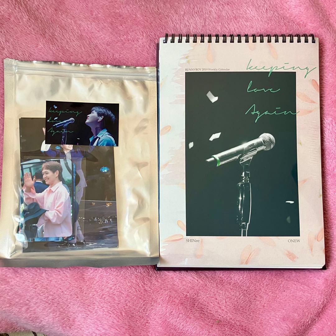 SHINee オニュ カレンダー トレカ - メルカリ