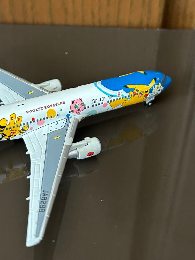 新品•未使用 全日本ボーイング767-381ポケモン塗装ジェットダイ