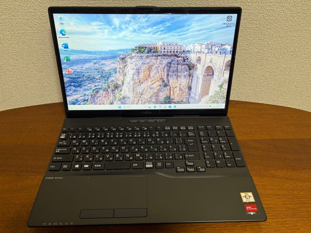 富士通 LIFEBOOK AH42/E1 ブラック office付き 富士通 LIFEBOOK AH42/E1 ブラック office付き Amazon.co.jp: 富士通
