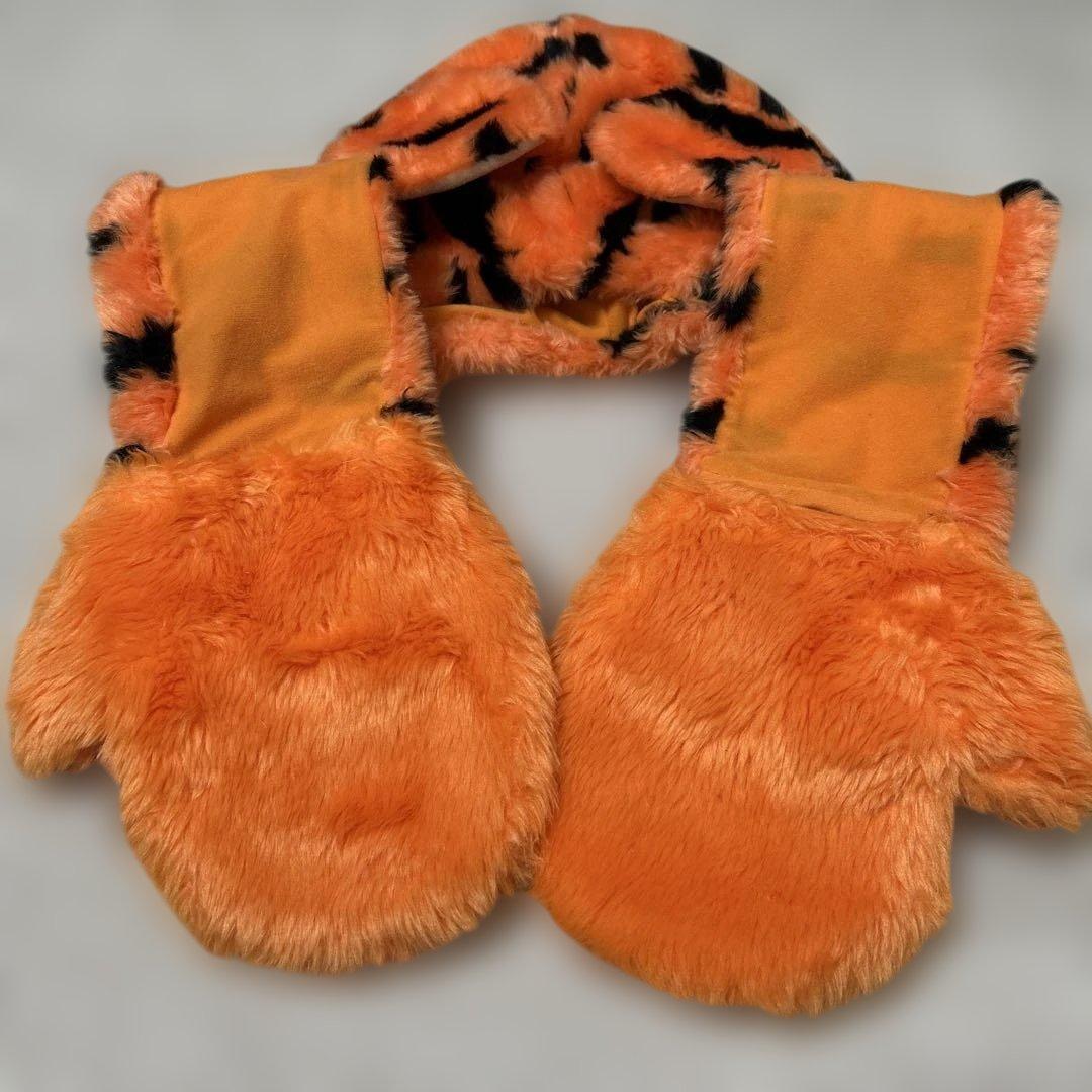 ディズニー ティガー マフラー 手袋付きファンキャップ - メルカリ