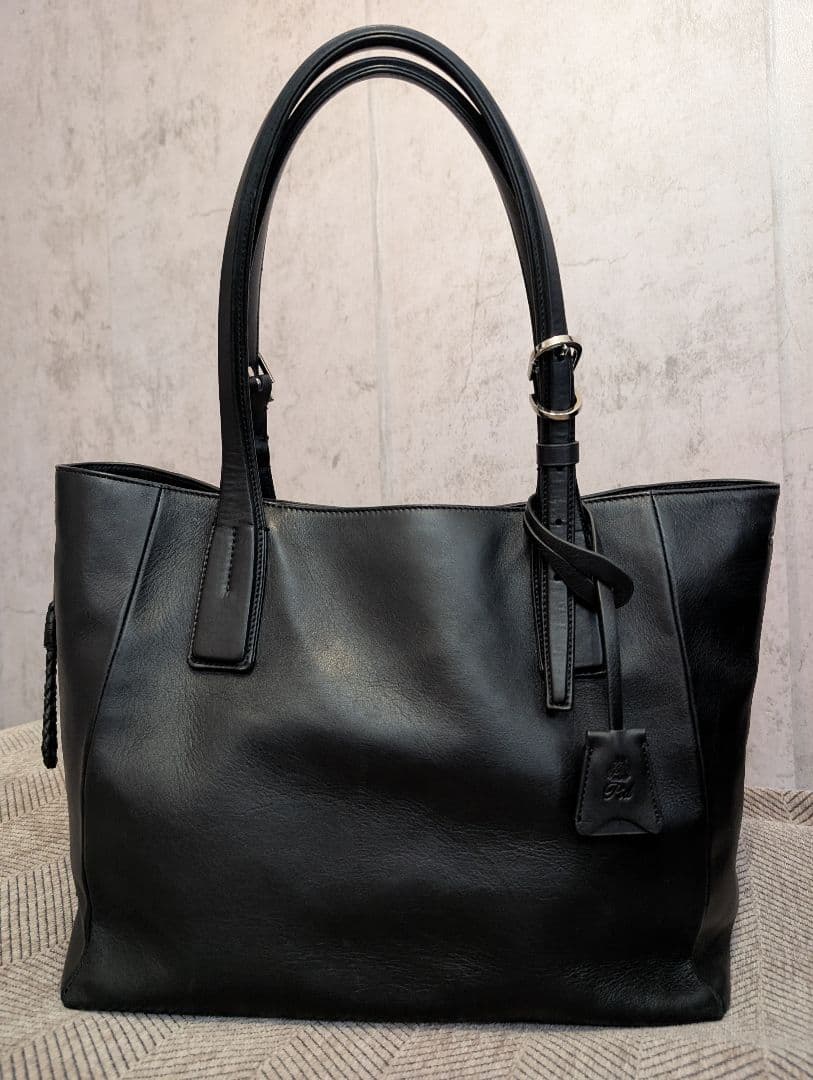 pidレザートートバッグペッレモルビダガンゾ土屋鞄ソメスサドルイルビゾンテ