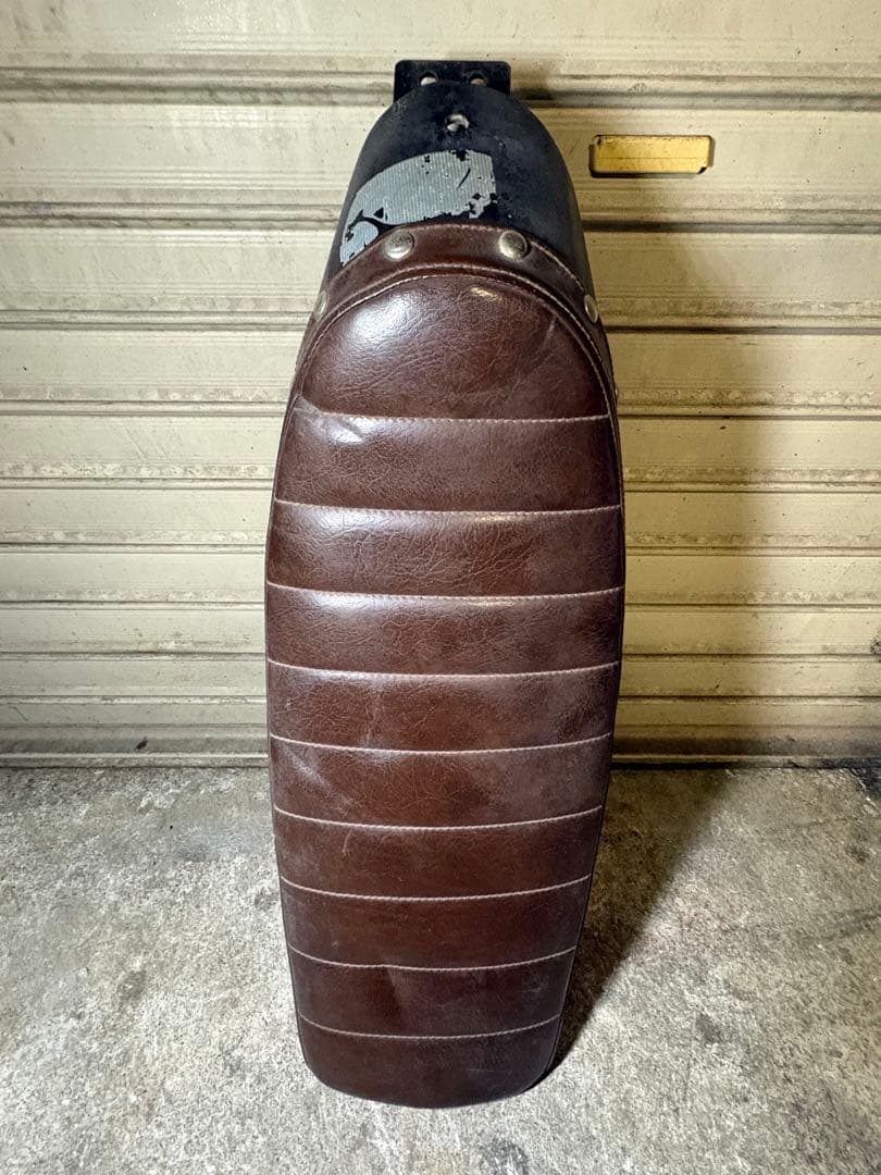 ナイスモーターサイクル　TT seat 1997年スポーツスター