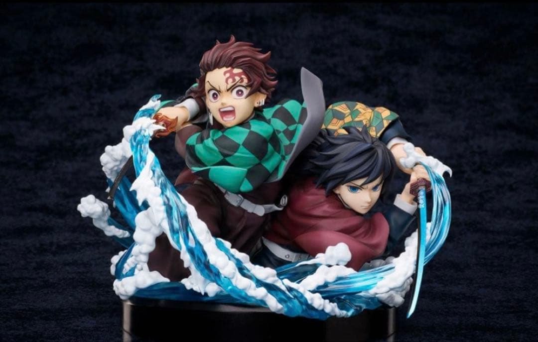 鬼滅の刃 アニプレックスくじ A賞　竈門炭治郎＆冨岡義勇ノンスケールフィギュア