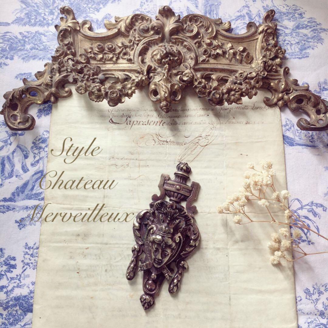 セール　フランス アンティーク 1800年代 ルイ16世スタイル オルモル装飾 J-8】オルモル真鍮 鍵穴装飾プレート フランス アンティーク