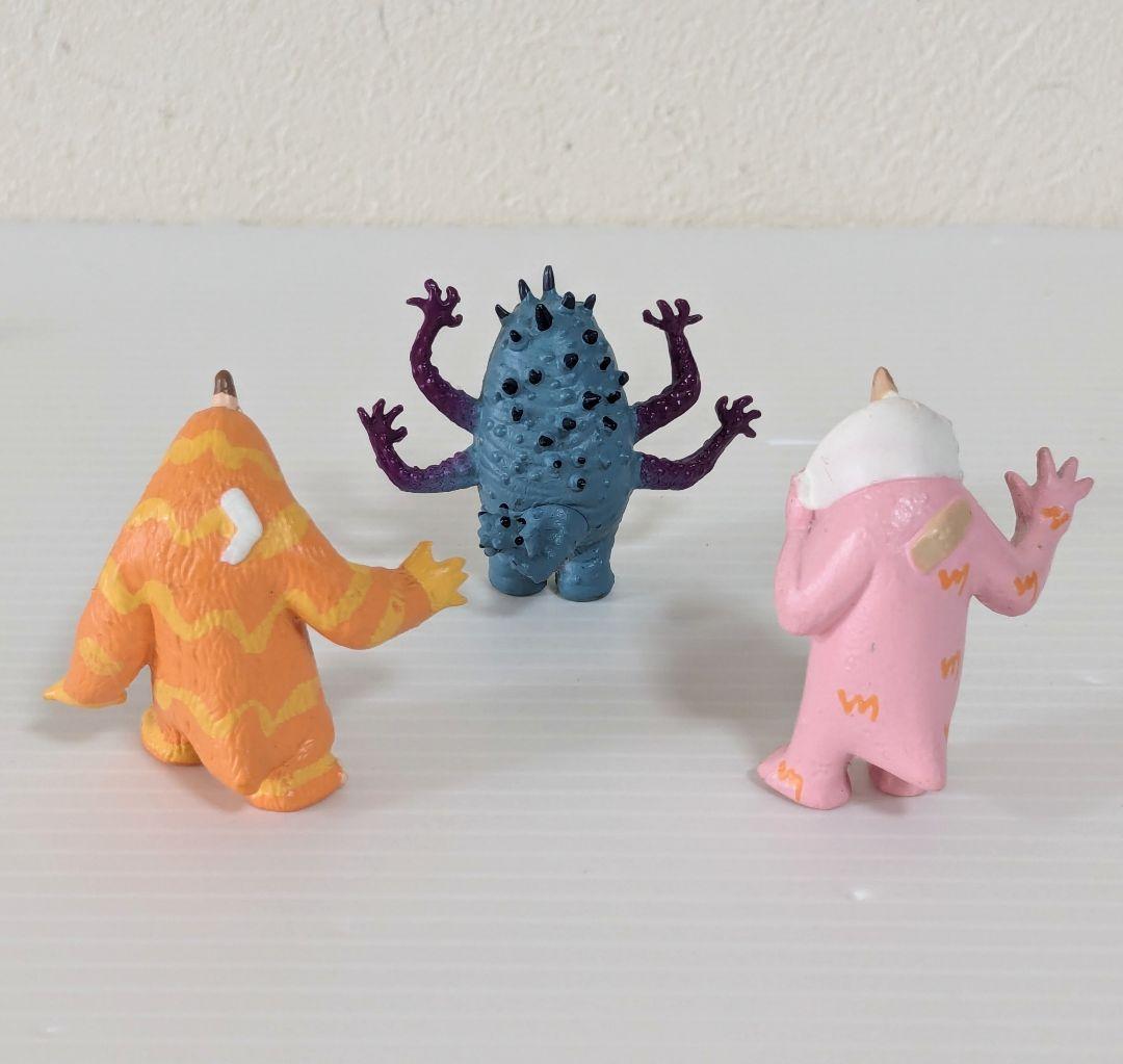 希少品 PIXER モンスターズインク ミニ フィギュア 7個セット - メルカリ