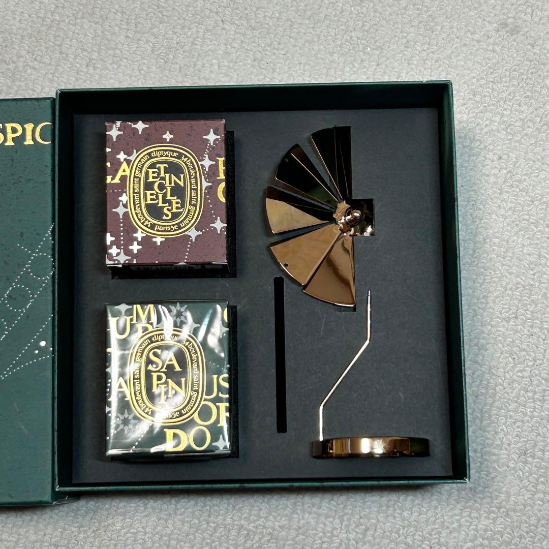 diptyque　ディプティック　カルーセル&ミニキャンドルコフレ 2022年 ディプティック22年クリスマス第1弾、