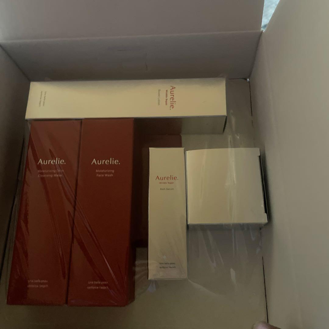Aurelieプレミアムエイジングケアセット