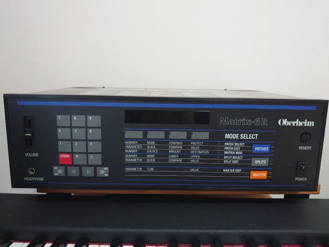 Oberheim オーバーハイム　音源モジュール　マトリックス6R