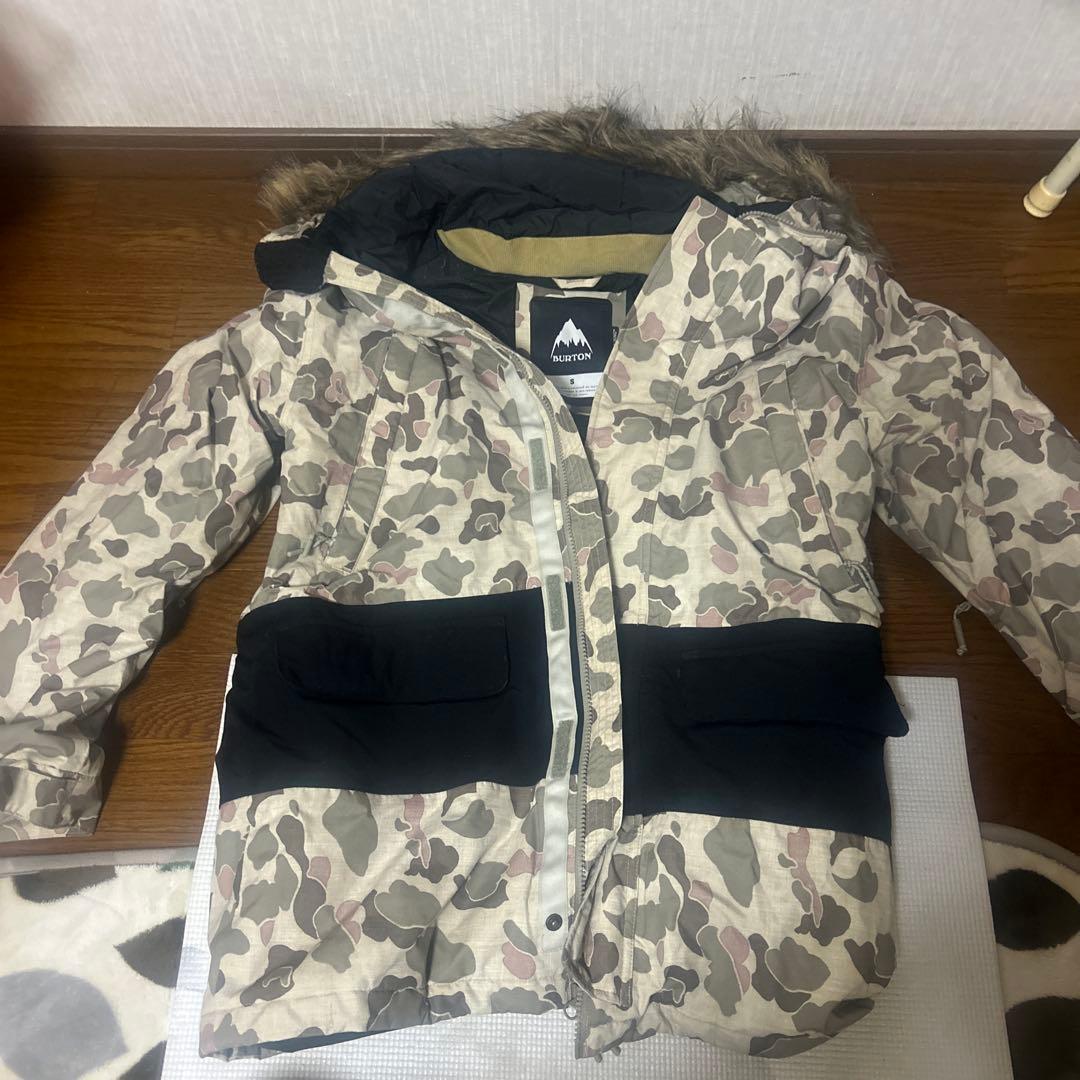BURTON 迷彩柄 スノーボードジャケット S