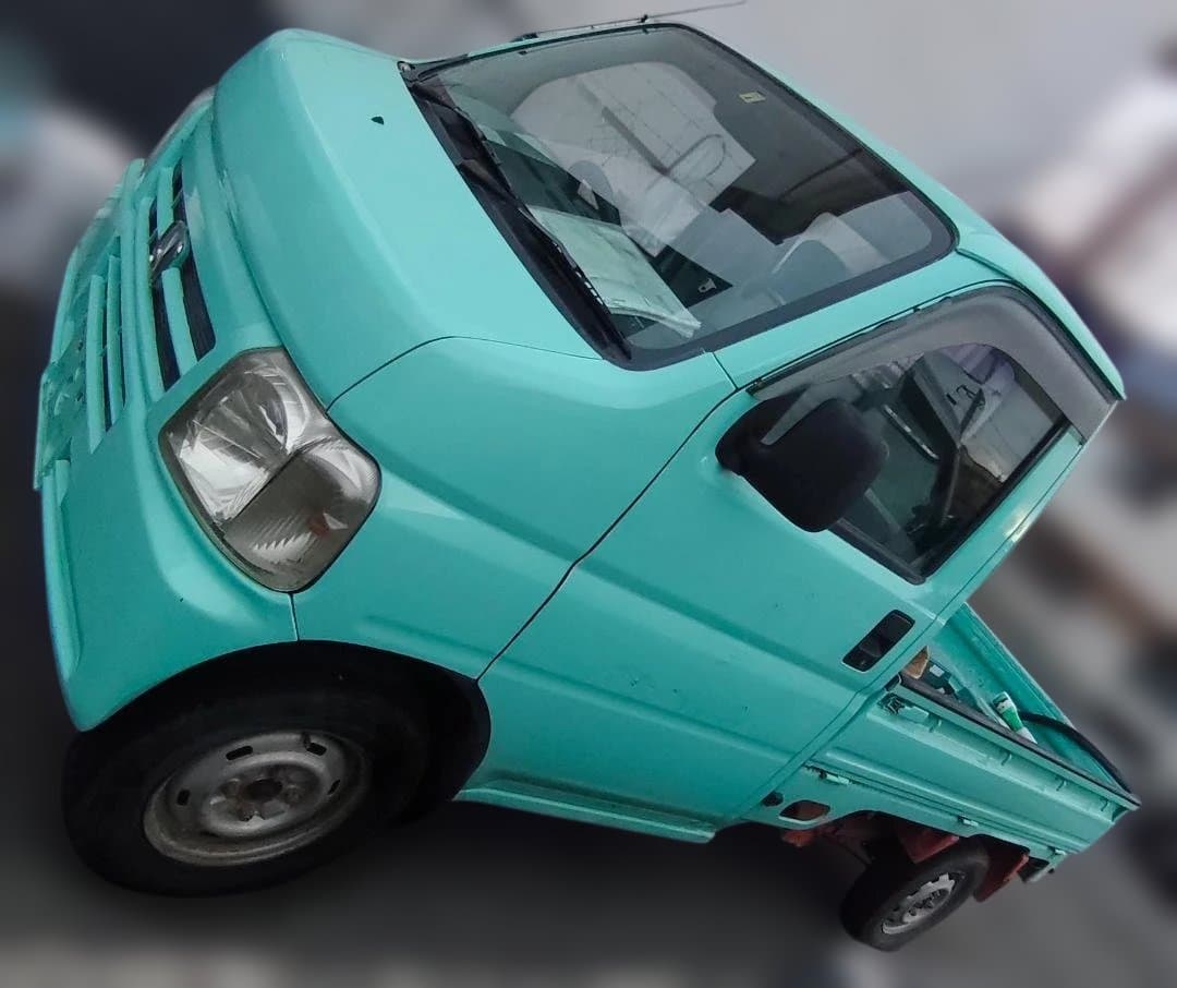 軽トラ ホンダ 平成17////// 8万円 200万円超え！ ホンダ「29年落ち軽トラ」出現！ 8万キロ走行