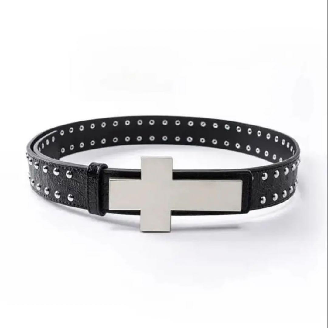 REBEL WAVE ╋ CRACKED LEATHER RIVET BELT