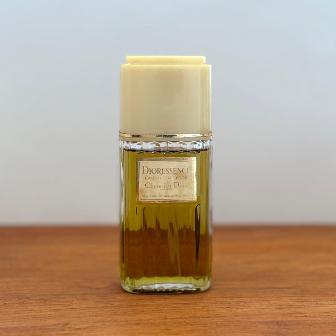 Christian Dior ディオレッセンス　100ml オードトワレ　香水 Amazon.co.jp: クリスチャン ディオール CHRISTIAN DIOR ディオ