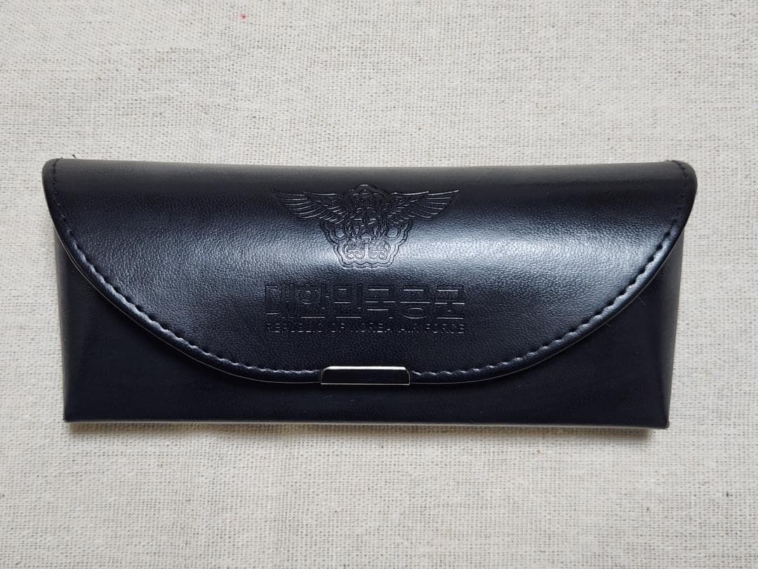 新品】韓国軍 大韓民国空軍 パイロットサングラス 官給品 - メルカリ