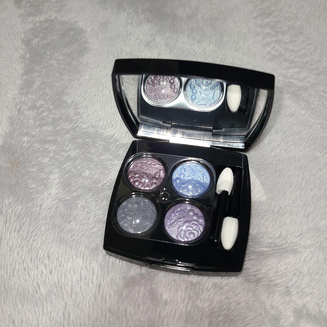 CHANEL　限定　アイシャドウ