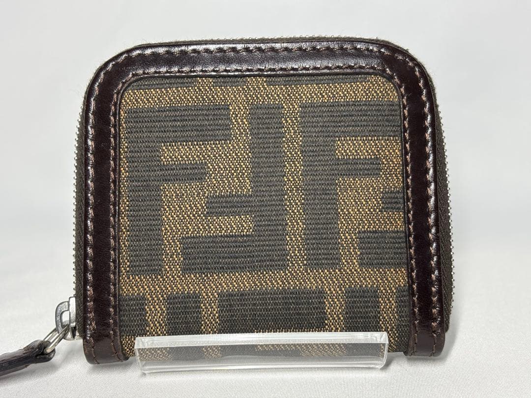 【極美品】FENDIフェンディ　ケース　ズッカ