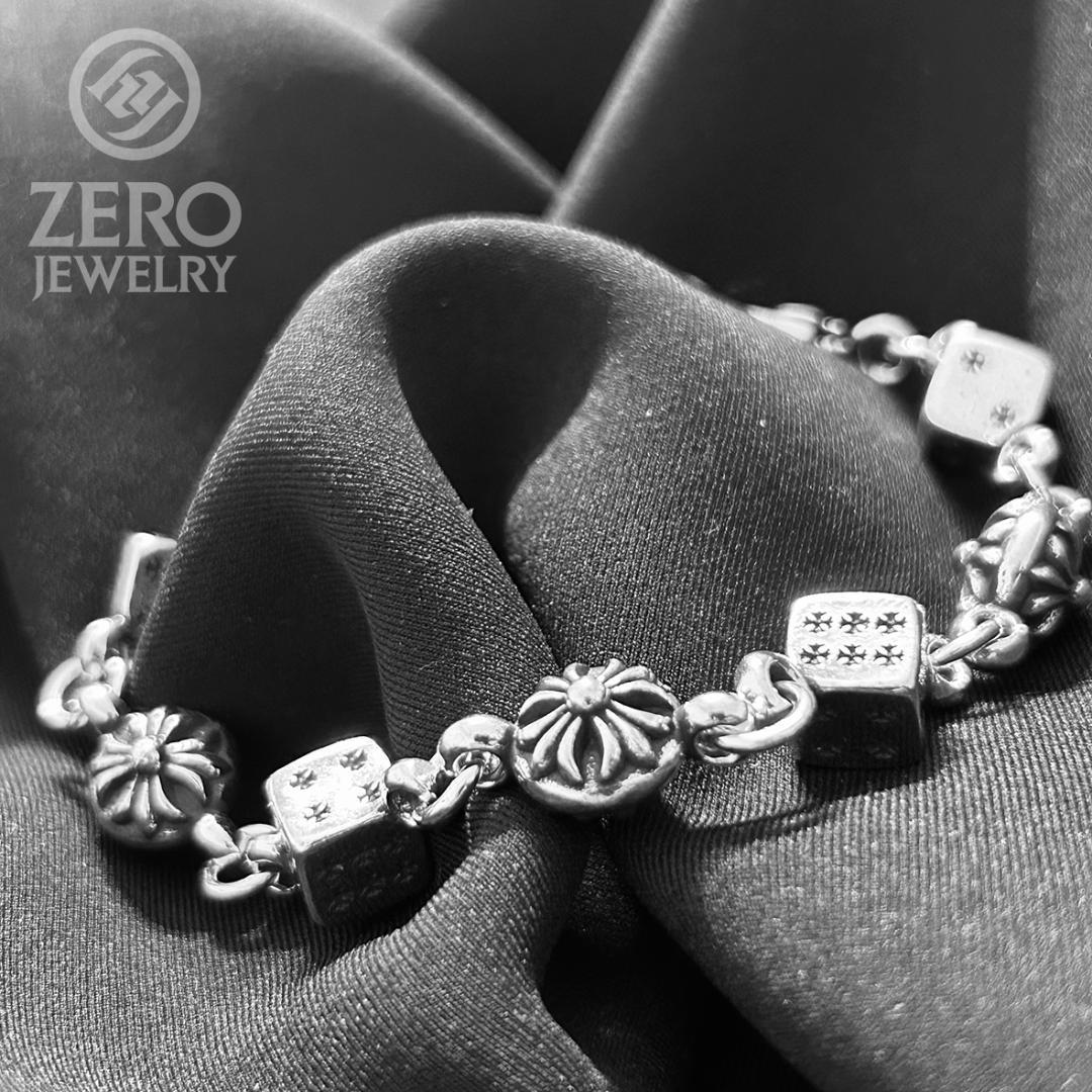 【⭐️即日発送⭐️925刻印】18cm クロスボール＆ダイス／ブレスレット