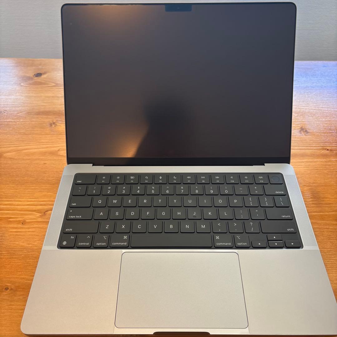 【極美品】M1 Pro MacBook 14インチ US配列