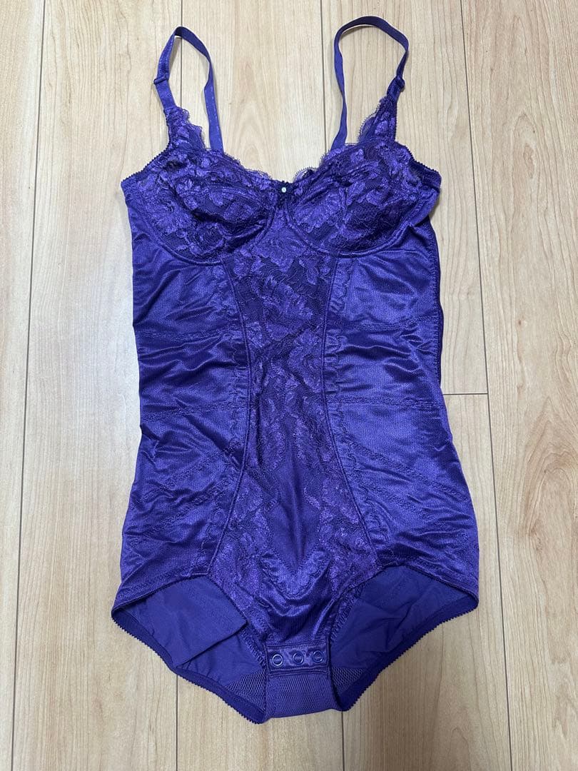 シャンデール ピエゾボディスーツ C75 - メルカリ