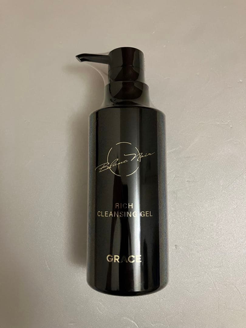 ブランノアール　リッチクレンジングゲル