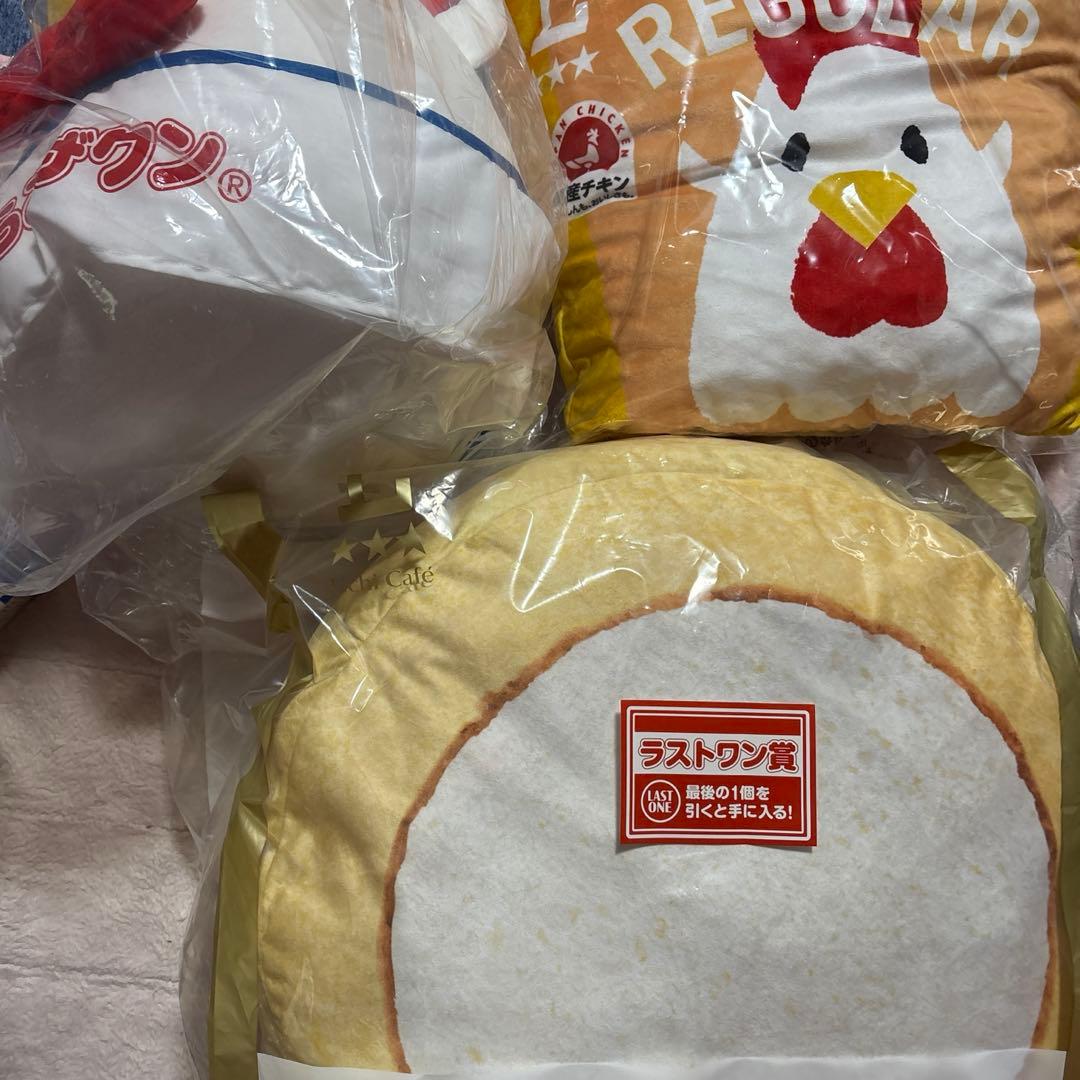 ローソン一番くじ　ラストワン賞　プレミアロールケーキクッション ローソン 一番くじ ラストワン賞 プレミアムロールケーキクッション G