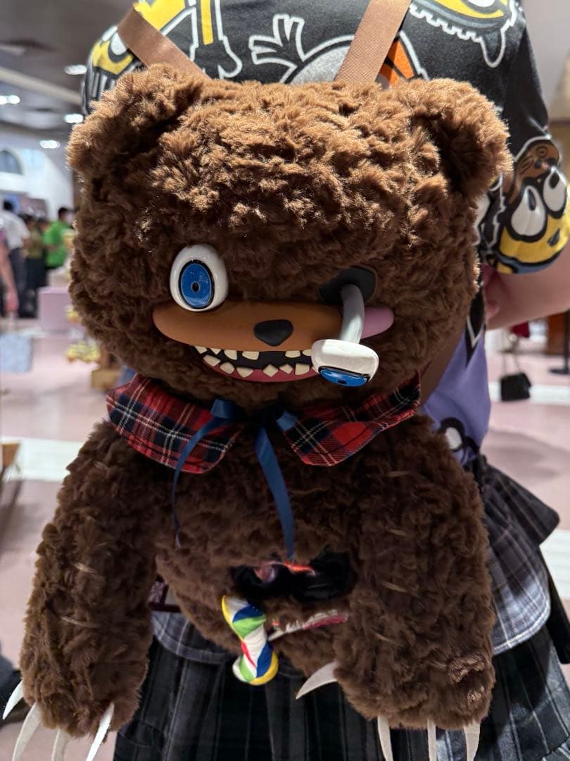 北京ユニバ限定 ハロウィン ハミクマリュック - メルカリ