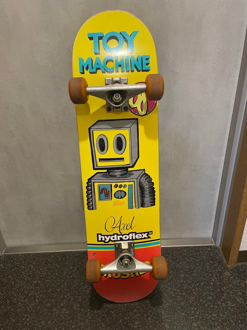 TOY MACHINE スケボー　8インチ スケートボード コンプリートセット トイマシーン TOY MACHINE スケボー コンプリート AMERICAN MONSTER