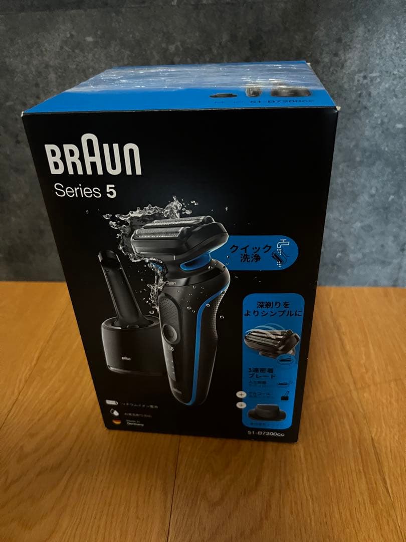 BRAUN Series 5 メンズ電気シェーバー　B7200CC