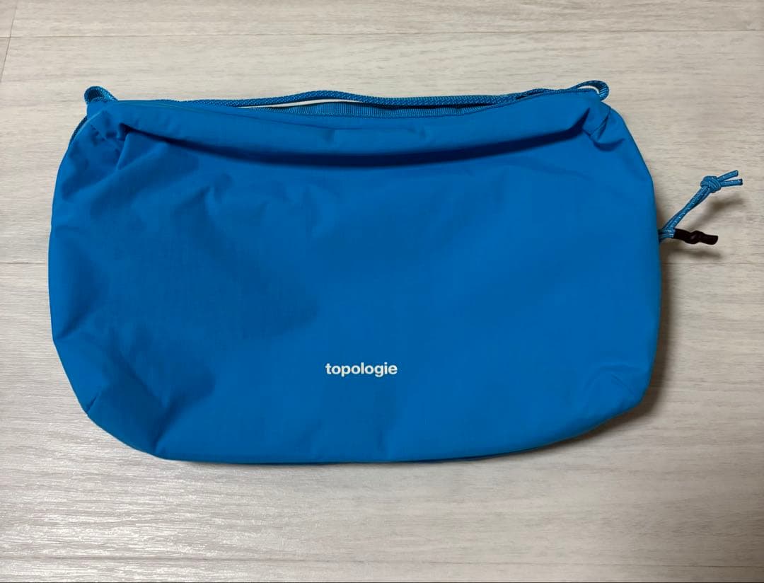topologie トラベルポーチ 青 topologie(トポロジー)の【LEEオリジナルセット】ボトルサコッシュ