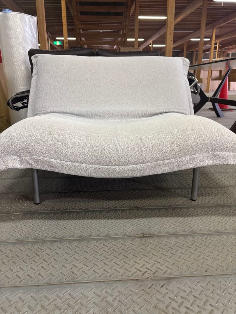 リーンロゼ　カラン　スチールレッグ