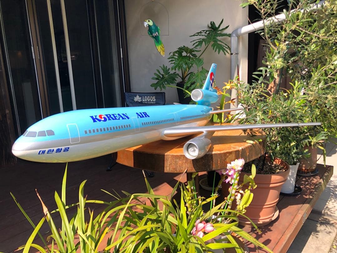 決まりました❣️レア木製 非売品 大型 151cm 飛行機 Peach Aviation Peachオリジナル 木製ひこうきおもちゃ[PA230066]