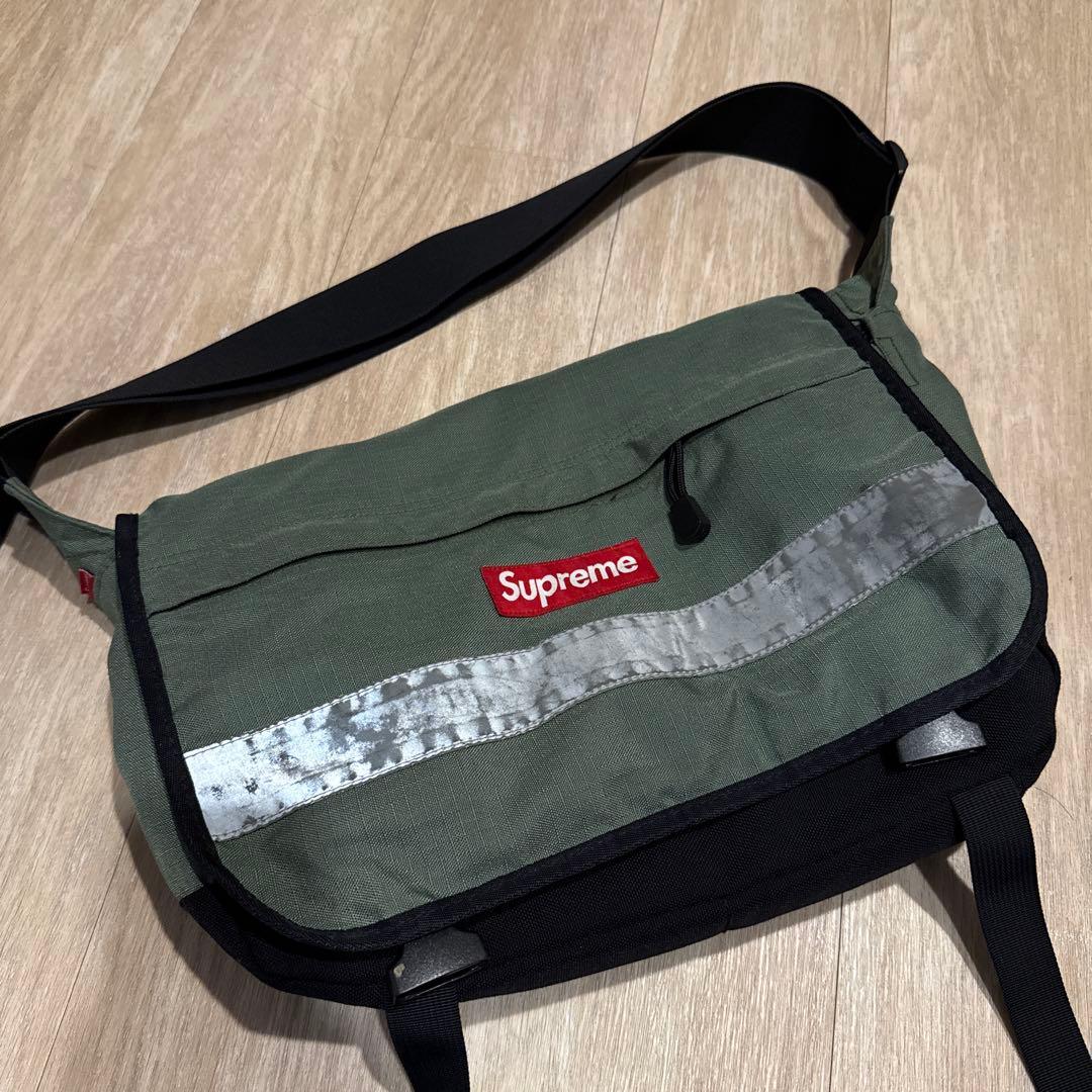 Supreme メッセンジャーバッグ　カーキ Supreme(シュプリーム) / 23SS/field messenger bag/ショルダーバッグ