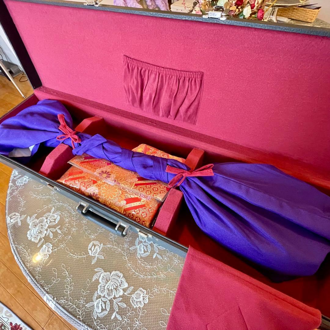 三味線本体 木製 3本弦 紫色ケース付き