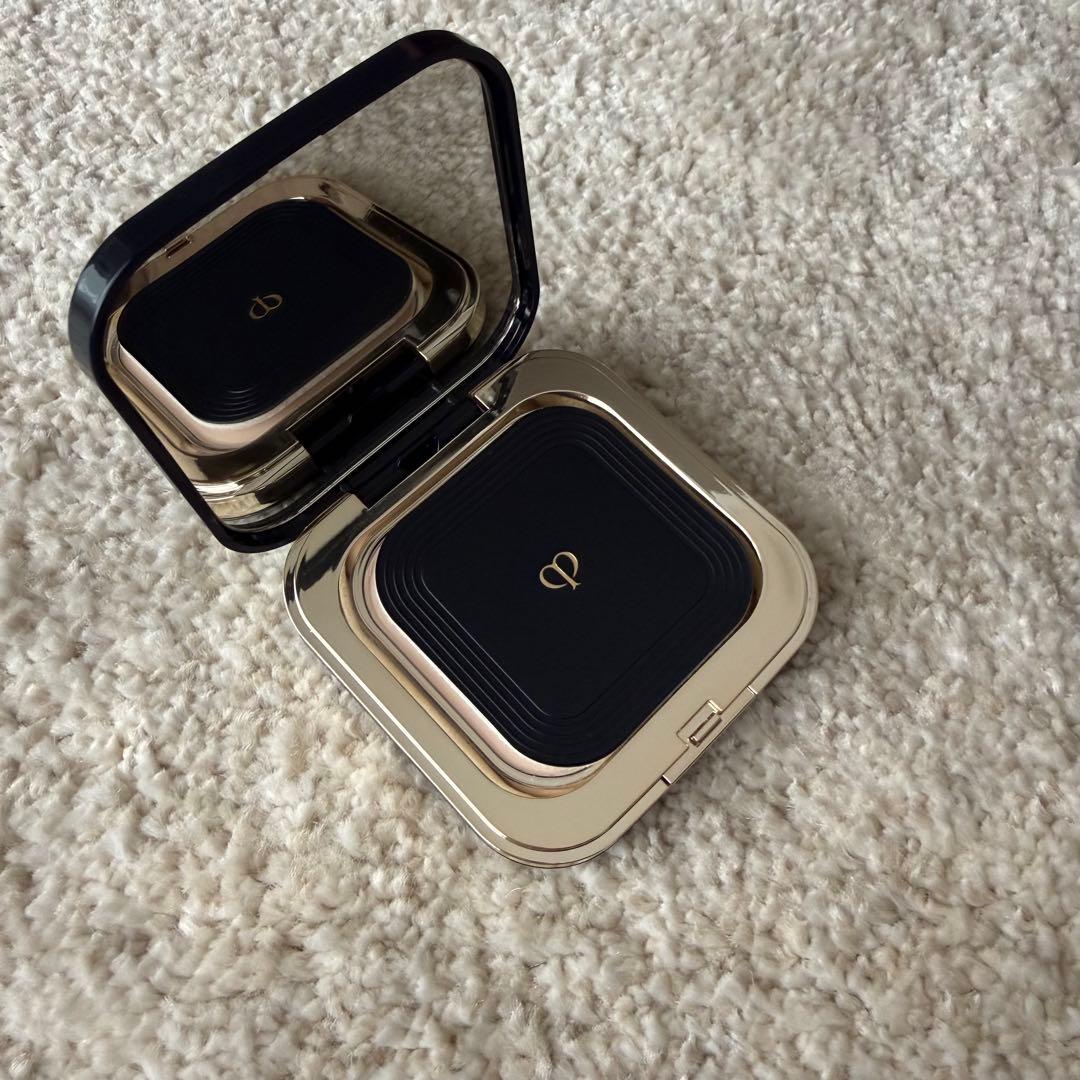 クレドポーボーテ　プードルコンパクトエサンシエル n