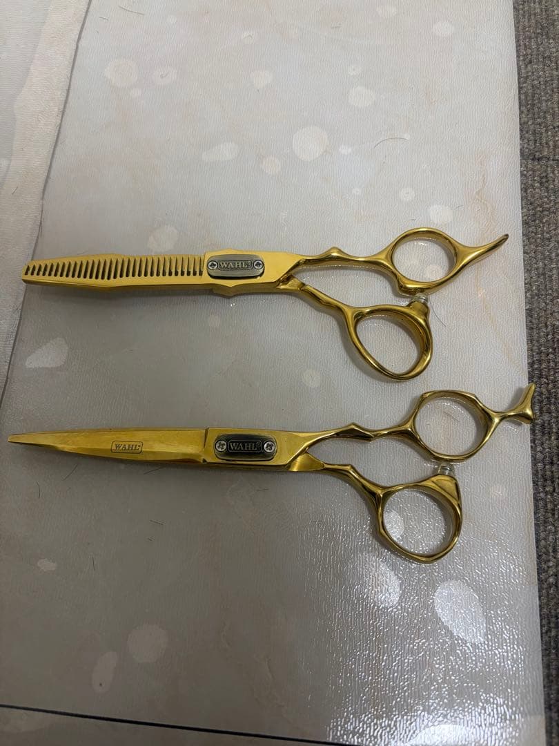 美容師　金シザー２丁セットWAHL