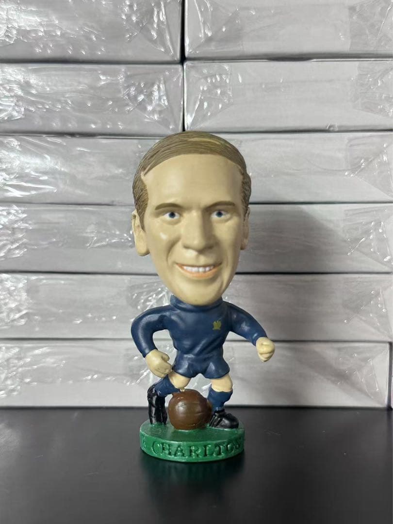 ボビー チャールトン マンチェスターUTD コリンシアン フィギュア 背