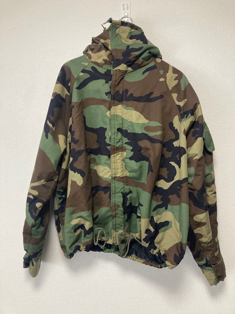 米軍　防毒用ケミカルパーカー　迷彩ジャケット フード付き