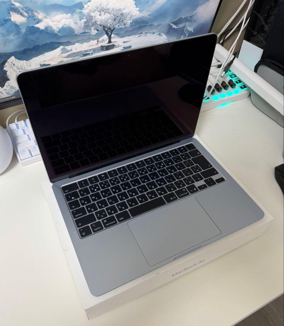 【極美品】M4 MacBook Air 箱付き SSD256 メモリ16GB