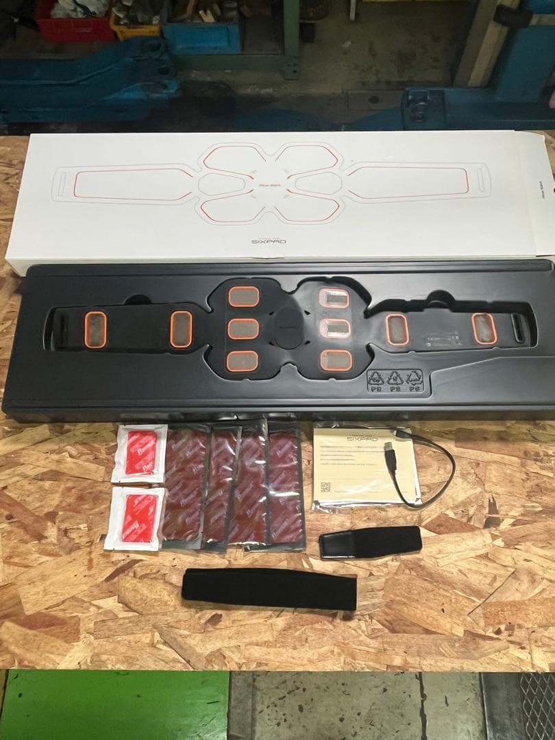 SIXPAD EMSトレーニングデバイス