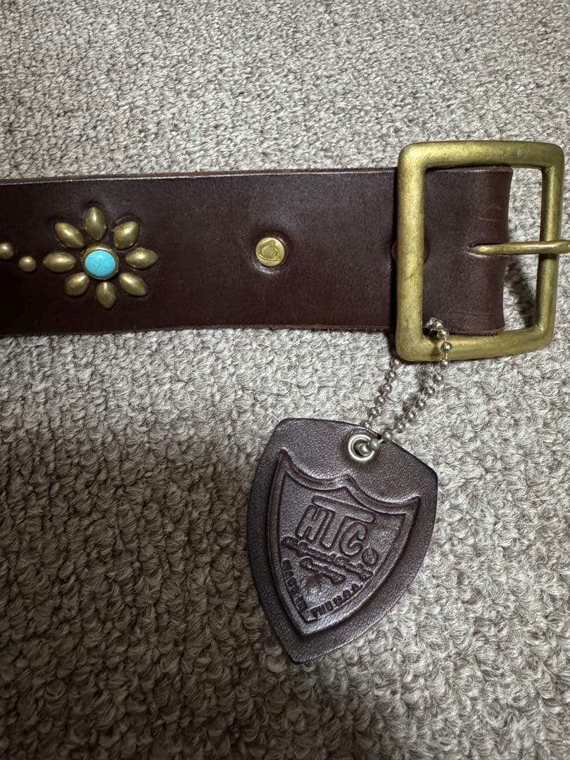 未使用級超美品 HTC ターコイズフラワースタッズベルト 34inch